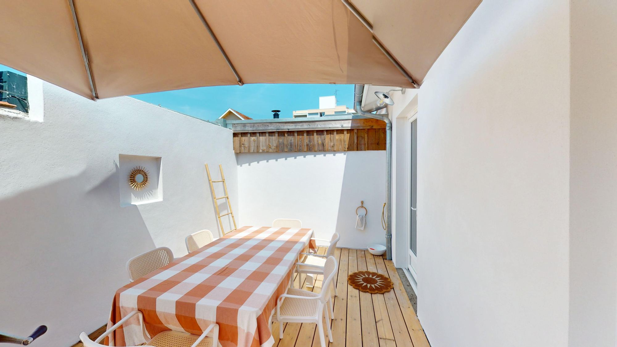 Terrasse de la maison